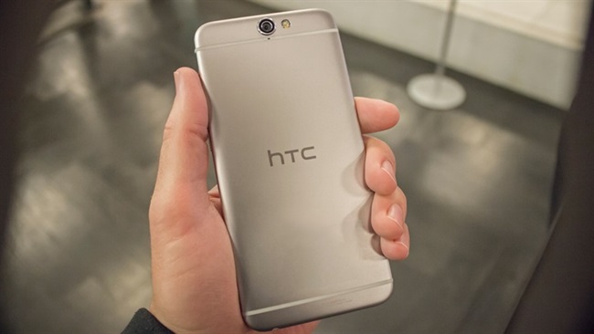 بررسی اولیهHTC One A9 : ظاهری شبیه به آیفون، احساس خوبی از نوع HTC