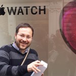 اولین خریدار Apple Watch در لندن یک مسافر از اسپانیا بود