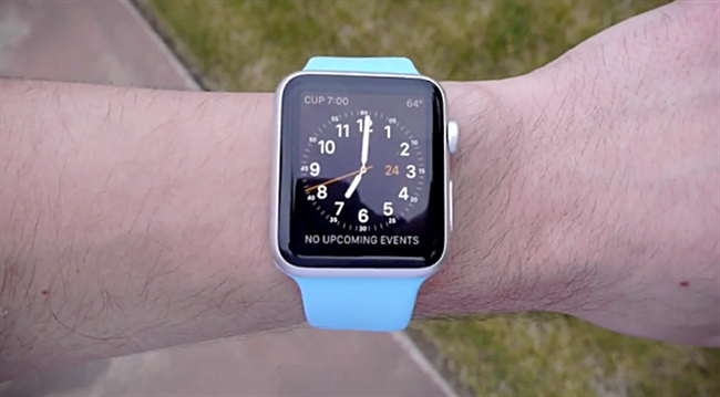 اگر دوست دارید بدانید Apple Watch در مقابل افتادن چقدر مقاوم است این تست را ببینید