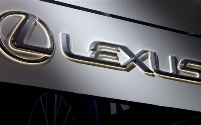 کمپانی Lexus از یک هاوربورد واقعی رونمایی کرد