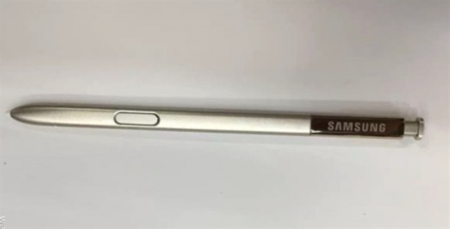 تصاویری از قلم S Pen فبلت گلکسی نوت 5 درز پیدا کرد