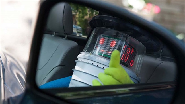رباتی که در راه سوار ماشین ها میشود، ممکن است در سال 2016 هم  دوباره به جاده بزند