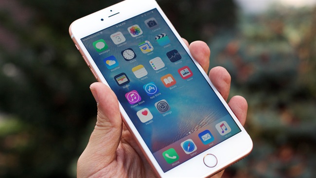 کارشناسان:  iPhone 8 صنعت تلفن همراه  را برای همیشه تغییر خواهد