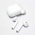 Apple عرضه‌ی AirPod را به تأخیر انداخت