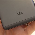 AT&T عرضه‌ی گوشی LG V20 را با قیمت ۸۳۰ دلار آغاز کرد