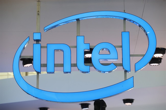 تعدیل نیروی Intel در بخش گجت‌های پوشیدنی
