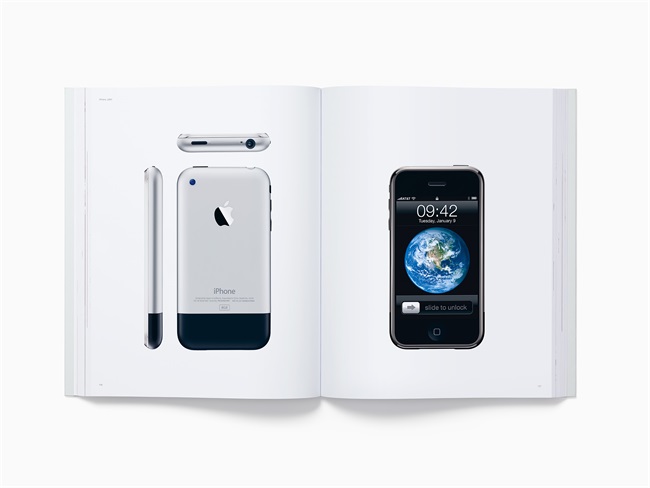 کتاب عکس ۳۰۰  دلاری Apple از محصولات ۲۰ سال اخیر