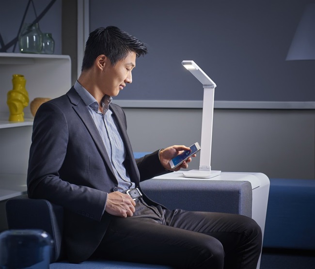 همکاری Philips و Xiaomi برای توسعه لامپ در خانه های هوشمند