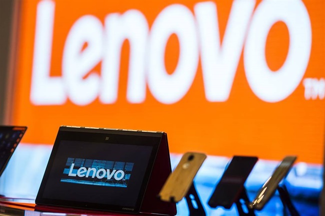 پرده برداری از گوشی هوشمند انعطاف پذیر Lenovo
