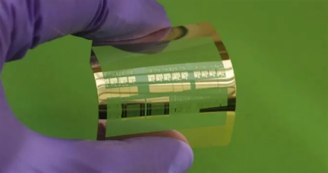 ترانزیستورهای با عملکرد بالا بر روی صفحات پلاستیک نرم ساخته شدند