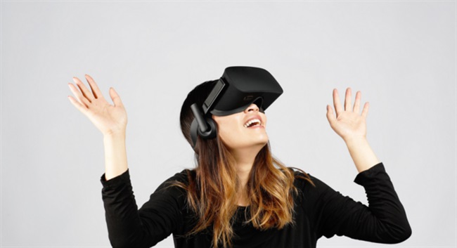 Oculus Rift در تاریخ هفتم می، در 48 فروشگاه  پر فروش عرضه می‌شود.