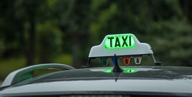 شروع آزمایشی فعالیت تاکسی های اتومات در ژاپن