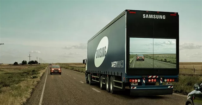 سامسونگ یک کامیون با نمایشگری بزرگ در پشت میسازد