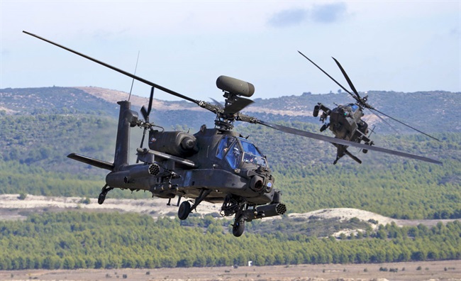 هلیکوپترهای آپاچی در حال حاضر ، می توانند بلافاصله به هواپیماهای بدون سرنشین دید داشته باشند