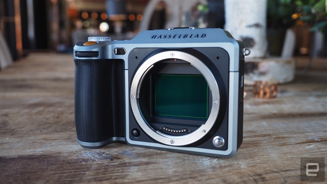 Hasselblad’s XID یک دوربین بدون لنز با فرمت متوسط است