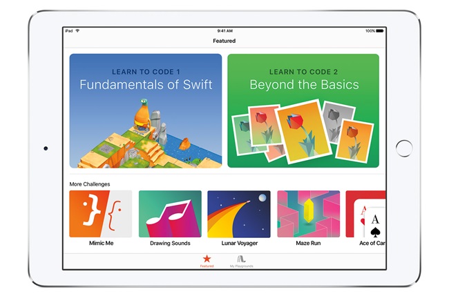 Swift Playgrounds از اپلیکیشن های اپل است که به کودکان چگونگی کدنویسی را یاد می دهد