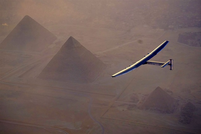Solar Impulse 2 آخرین قسمت پرواز دور دنیای خود را آغاز کرده است