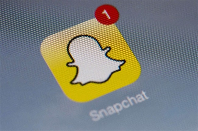 درآمد مالی تبلیغات Snapchat تا سال ۲۰۱۷ از مرز ۱ میلیارد دلار خواهد گذشت