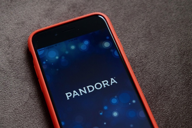 Pandora نیروی کار خود را به میزان ۷ درصد کاهش می‌دهد
