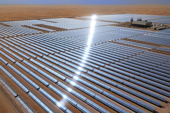 ساخت نیروگاه خورشیدی ژاپن در بیابان