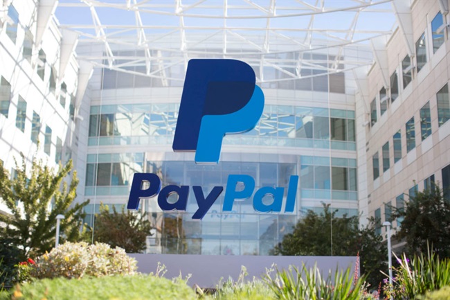 پرداخت ۱ میلیارد دلار خیریه در ایام تعطیلات سال نوی میلادی از طریق سرویس Paypal