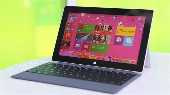 Microsoft  از Surface Book 2 رونمایی کرد
