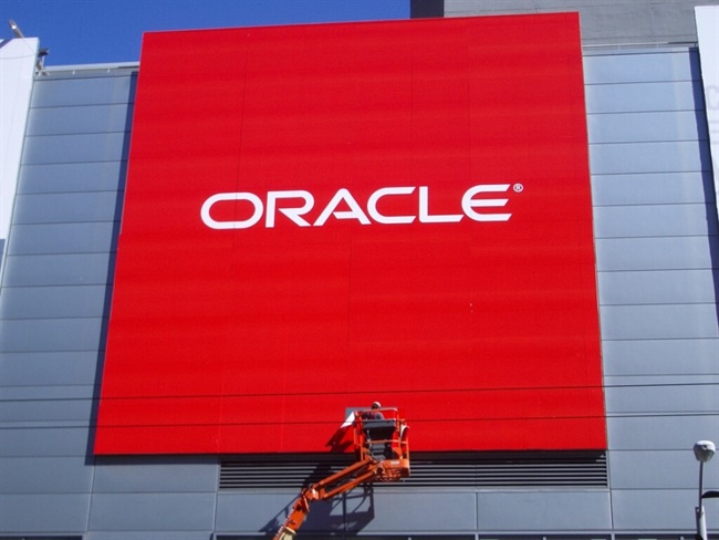 شیرجه‌ی Oracle به حوزه‌ی هوش مصنوعی با اپلیکیشن‌ها و سرویس‌های جدید