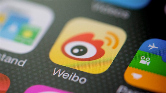 Weibo برای سانسور کردن محتوا 1000 نفر ناظر استخدام می‌کند
