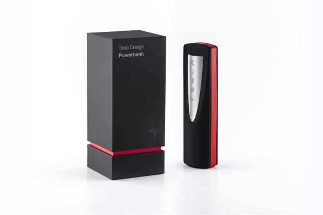 Tesla پک باتری موبایلی با ظرفیت نگهداری شارژ بالا می‌سازد