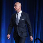 به لطف جمعه‌ی سیاه، ارزش خالص ثروت Jeff Bezos به 100 میلیارد دلار رسید