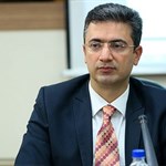 نائب رییس اتاق ایران عنوان کرد: باید موبایل و تبلت را از مالیات معاف کنیم