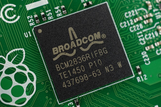 Broadcom قصد برکنار کردن هیئت‌مدیره‌ی Qualcomm را دارد