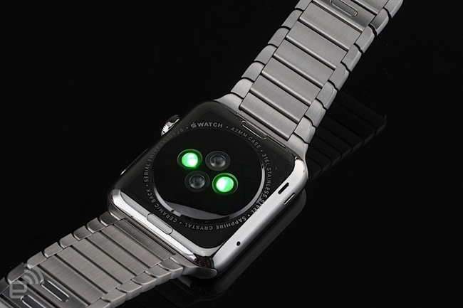 مدل‌های آینده‌ی Apple Watch با قابلیت گرفتن نوار قلب