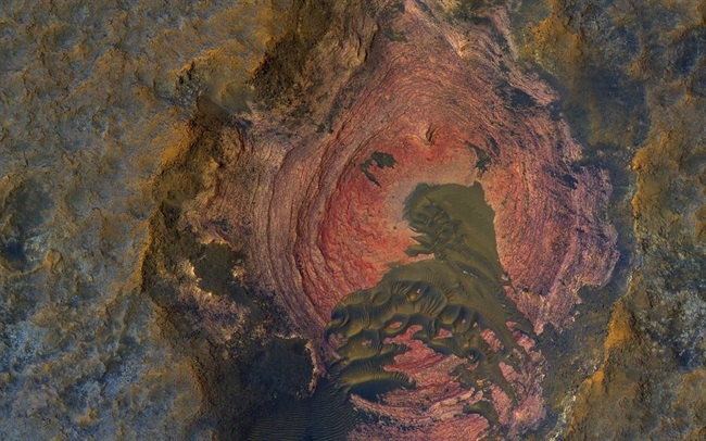 انتشار تصویری جالب از مریخ در سایت NASA