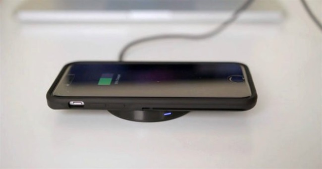 iPhone 8 مجهز به تکنولوژی شارژ بی سیم