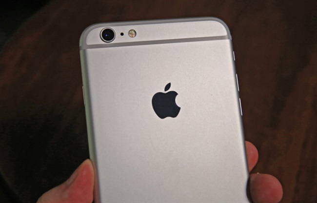 Apple می‌گوید به‌روزرسانی iOS 10.2.1 منجر به کاهش ۸۰ درصدی مشکل خاموش شدن iPhone 6s شده است