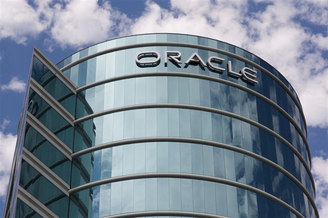درآمد Oracle در سه ماهه‌ی سوم فراتر از پیش‌بینی‌ها