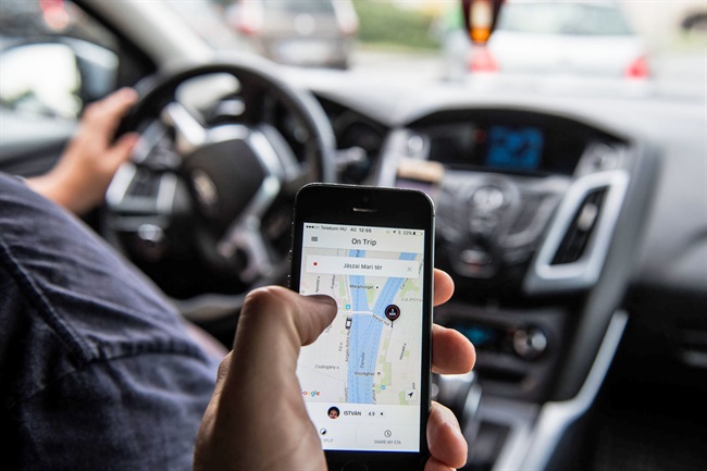 Uber برای مسافران نیز نمره در نظر می‌گیرد
