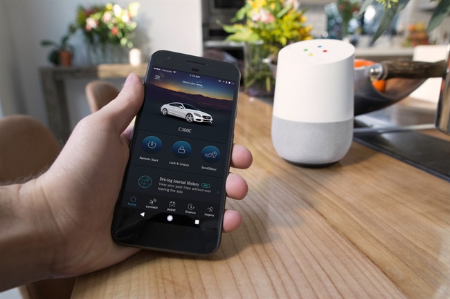 اتومبیل‌های Mercedes-Benz قابلیت کنترل با Amazon Echo و Google Home را به دست آوردند