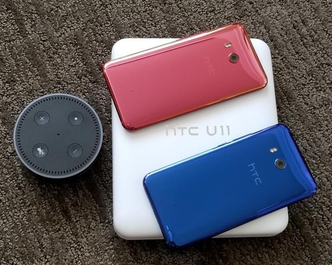 HTC U11 اولین گوشی هوشمند برای پشتیبانی از هندزفری Alexa است