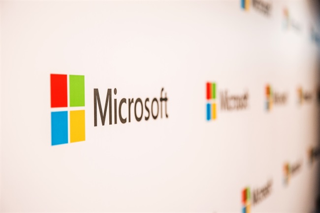 کاهش هزاران نفری نیروی انسانی در Microsoft