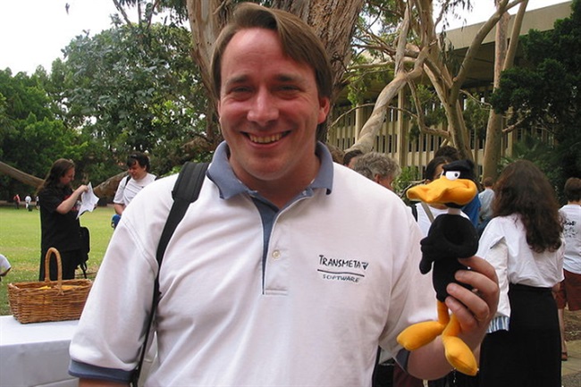 بازگشت Linus Torvalds به توسعه‌ی لینوکس