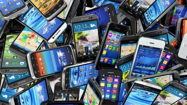 واردات گوشی تلفن همراه همچنان ممنوع است
