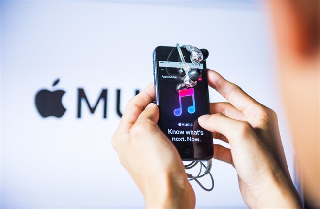 Apple Music در تابستان امسال Spotify را در ایالات متحده‌ی آمریکا پشت سر می‌گذارد
