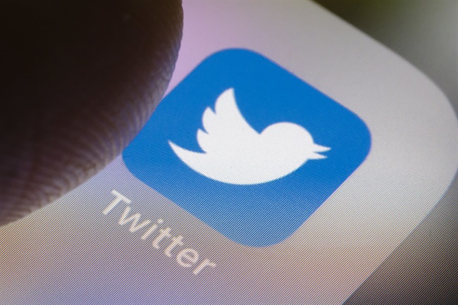 توئیتر قابلیت تائید حساب کاربری را برای همه‌ی کاربران ارائه خواهد داد