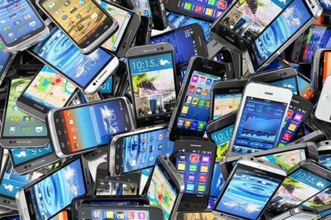 افشاگری جهرمی از پشت پرده‌ی نابسامانی بازار تلفن همراه