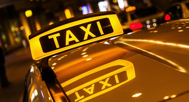 آیین‌نامه‌ی تاکسی‌های اینترنتی در شورای عالی هماهنگی ترافیک