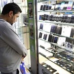 احتمال حذف دلار ۴۲۰۰ تومانی برای واردات موبایل