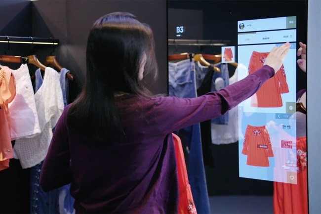 افتتاح اولین فروشگاه هوشمند لباس