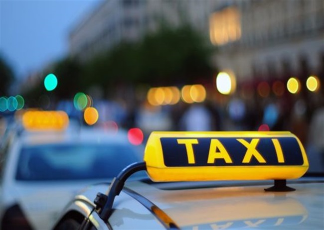 ۹۳ هزار و ۷۰۰ نفر در تاکسی اینترنتی، فروش آنلاین و اپلیکیشن‌ها شاغل شدند